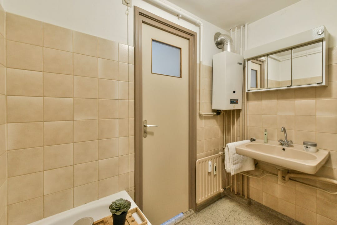 Photo 26 of Van Nijenrodeweg 299