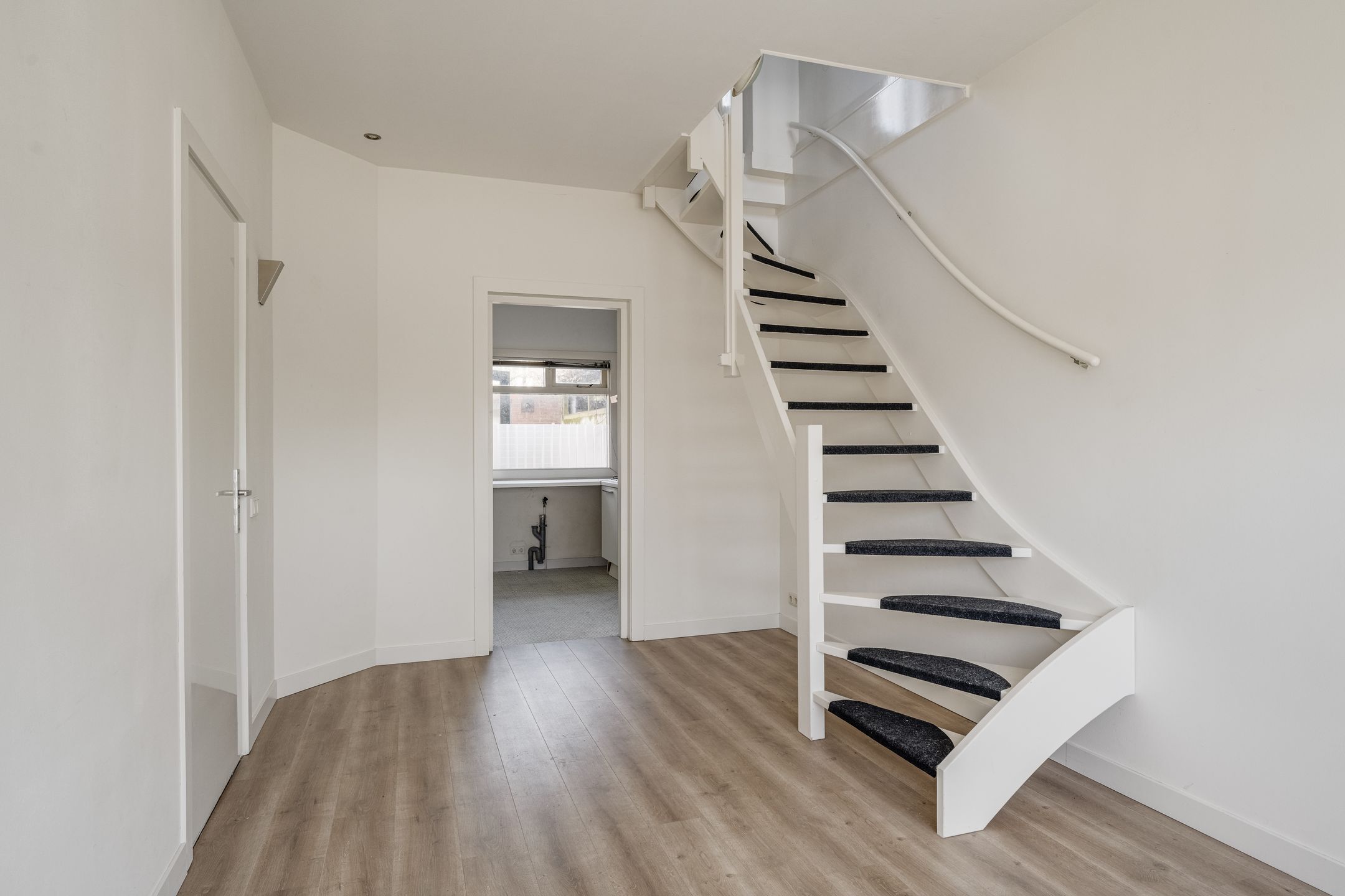 Photo 24 of Edisonstraat 5