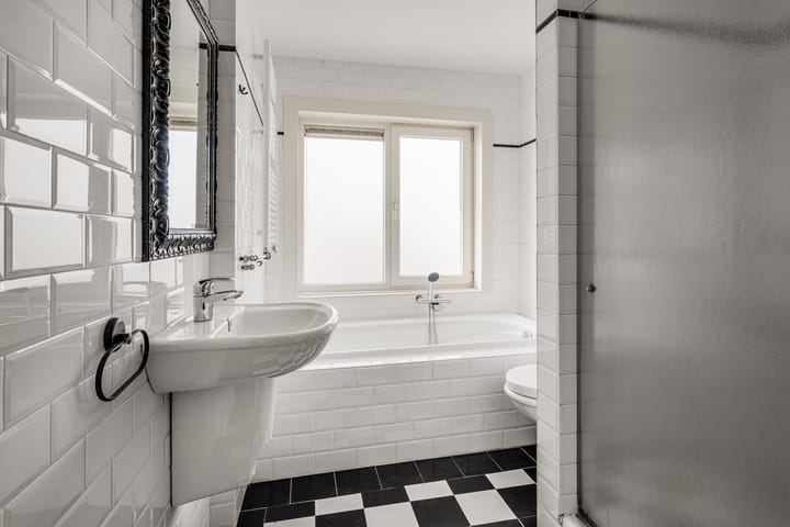 Foto 47 van Edisonstraat 5