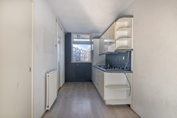 Foto 12 van Brederostraat 3