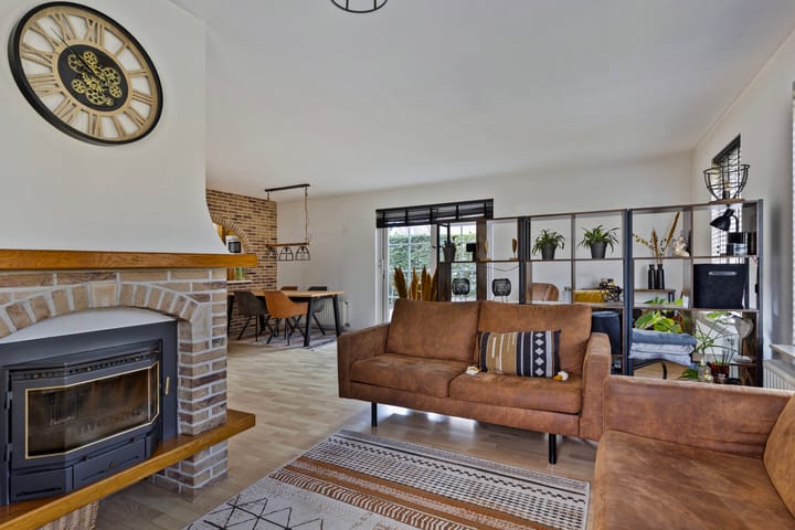 Photo 5 of Klaproos 1