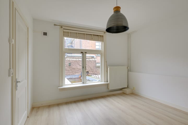 Foto 9 van Lange Lijsbethsteeg 6-A