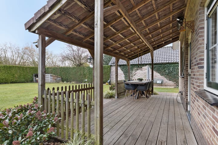 Photo 30 of Klaproos 1