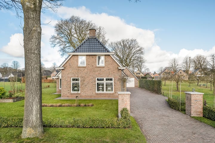 Foto 8 van Rijksweg 25