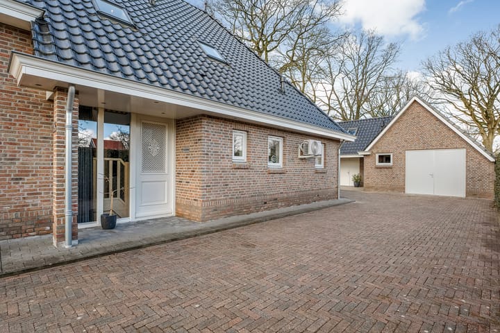 Foto 14 van Rijksweg 25