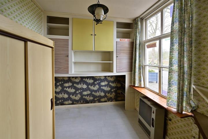 Photo 10 of Zuidereinde 174