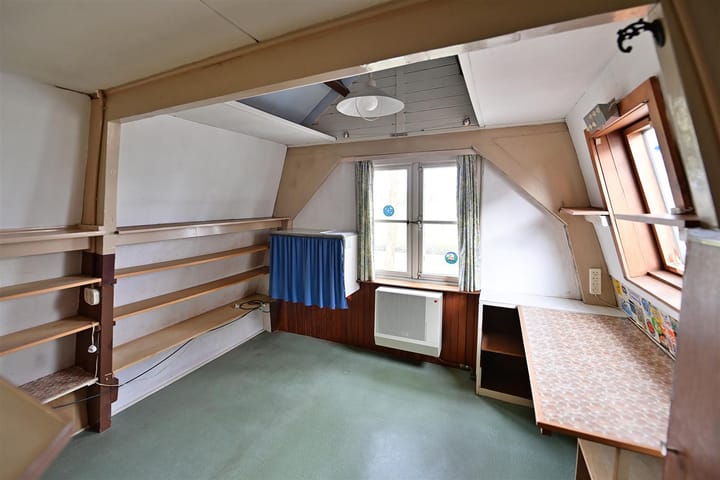 Photo 11 of Zuidereinde 174