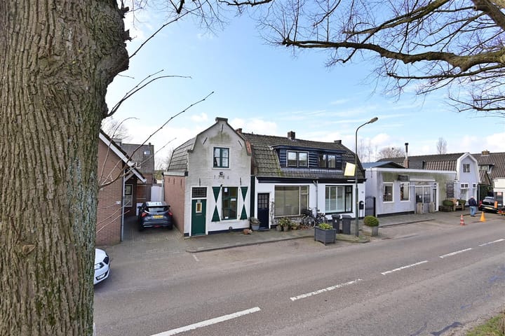 Photo 15 of Zuidereinde 174