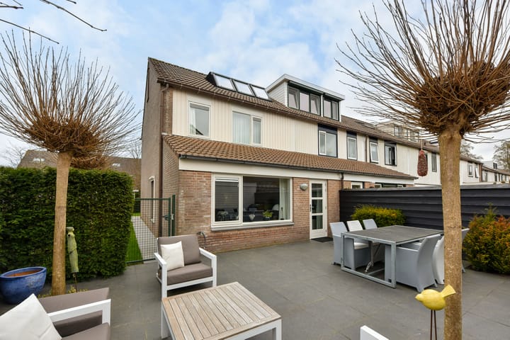 Foto 23 van Binnenplaats 10