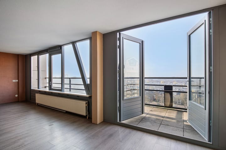 Foto 1 van Eemstein 307