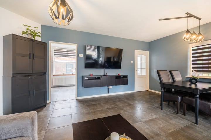 Foto 10 van Uithoornseweg 8