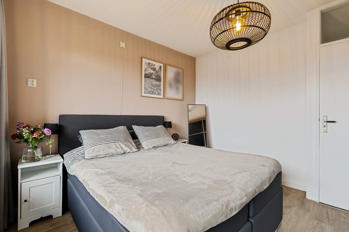 Foto 11 van Waalstraat 137