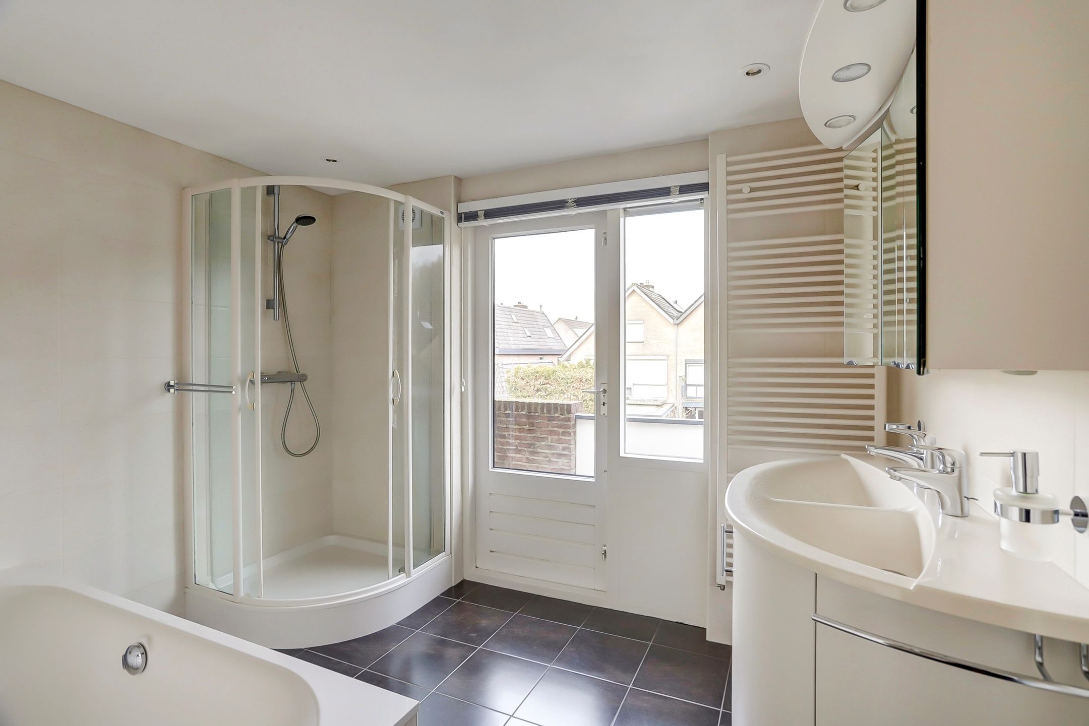 Foto 21 van Dijkstraat 92-C