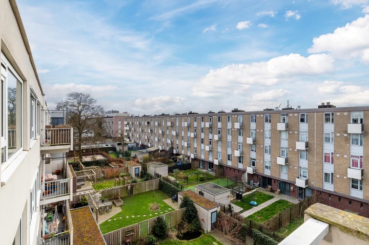 Foto 32 van Adenauerlaan 75