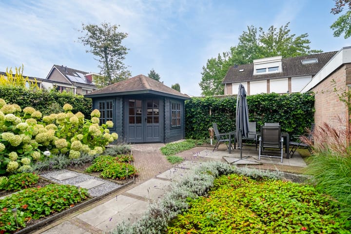 Foto 32 van Dieric Boutsstraat 20