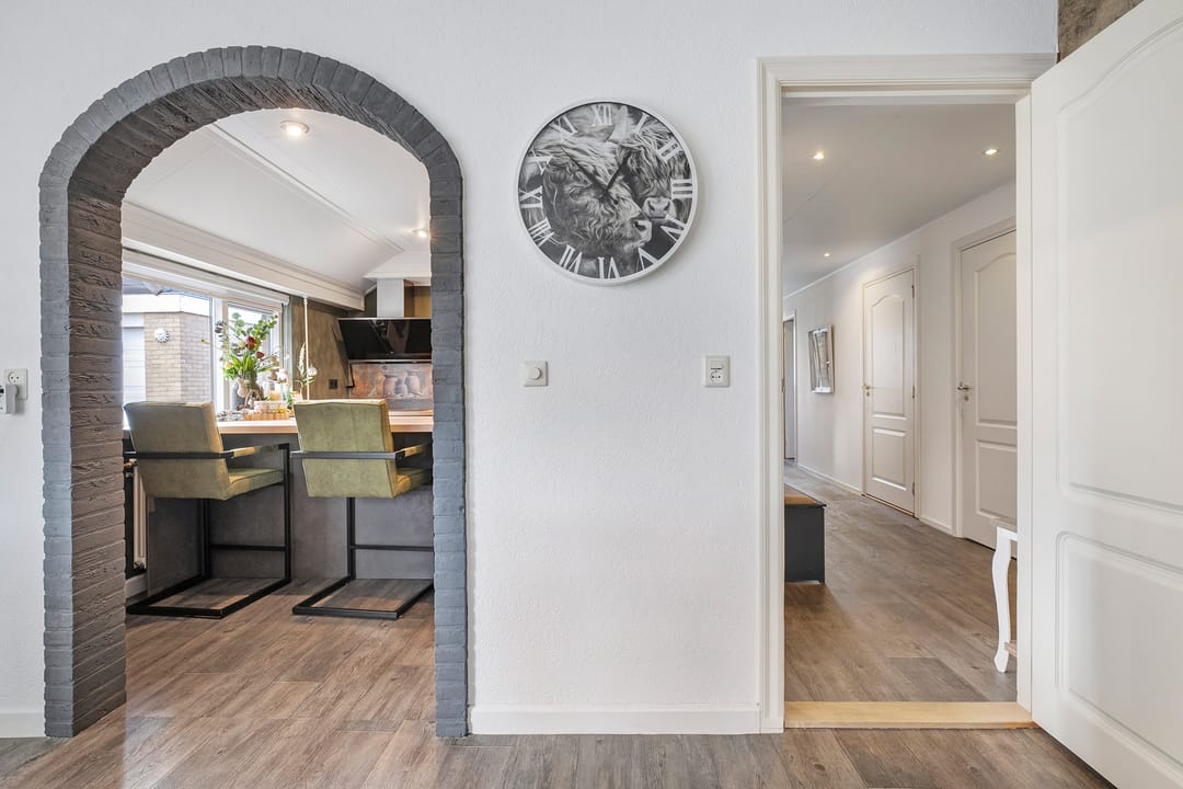 Photo 8 of Zuideropgaande 10