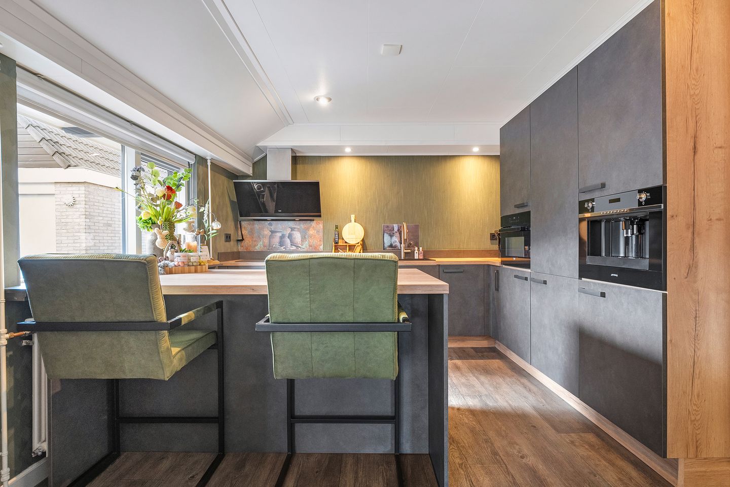 Photo 10 of Zuideropgaande 10