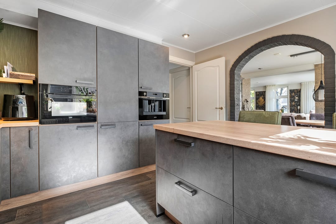 Photo 13 of Zuideropgaande 10