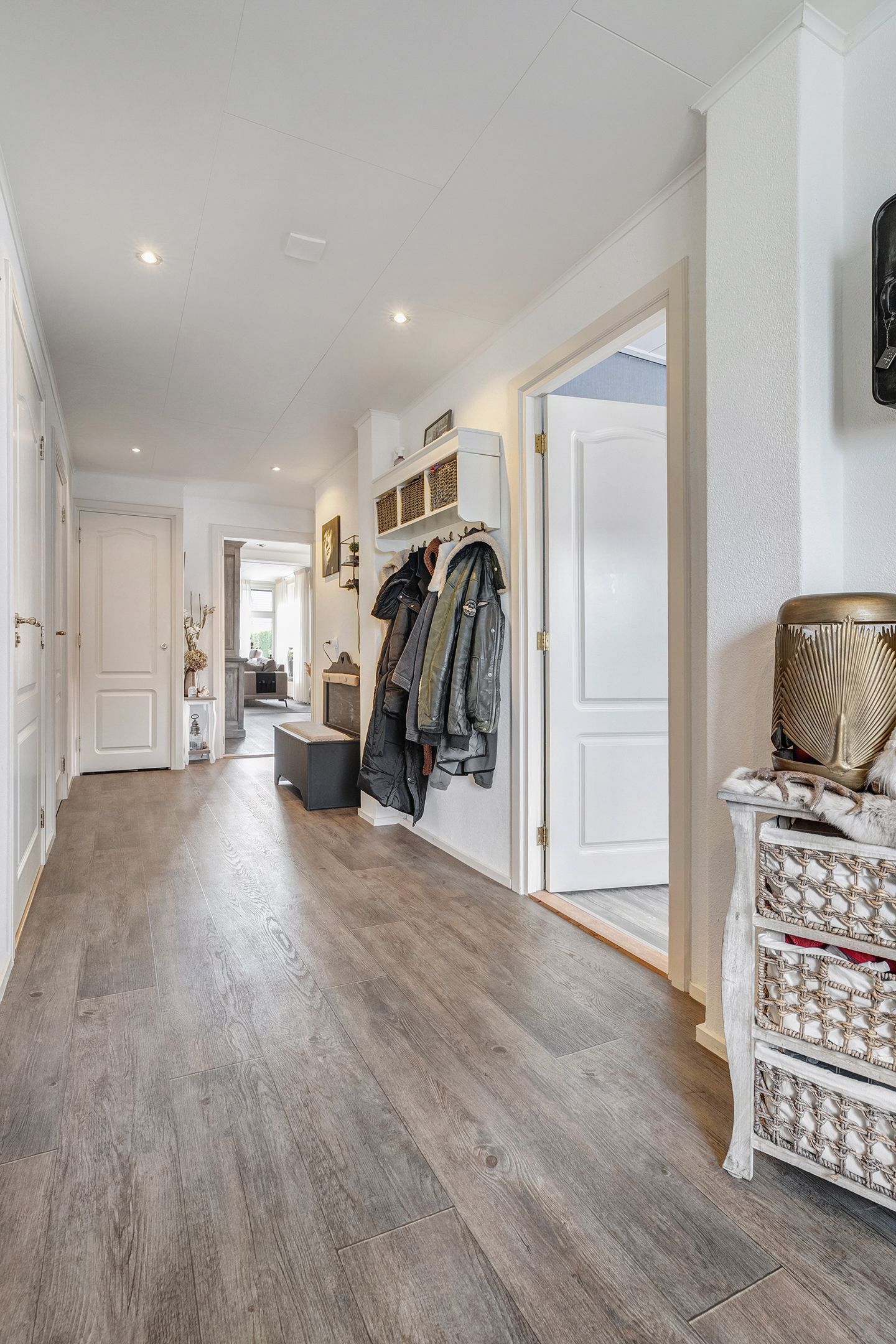 Photo 18 of Zuideropgaande 10