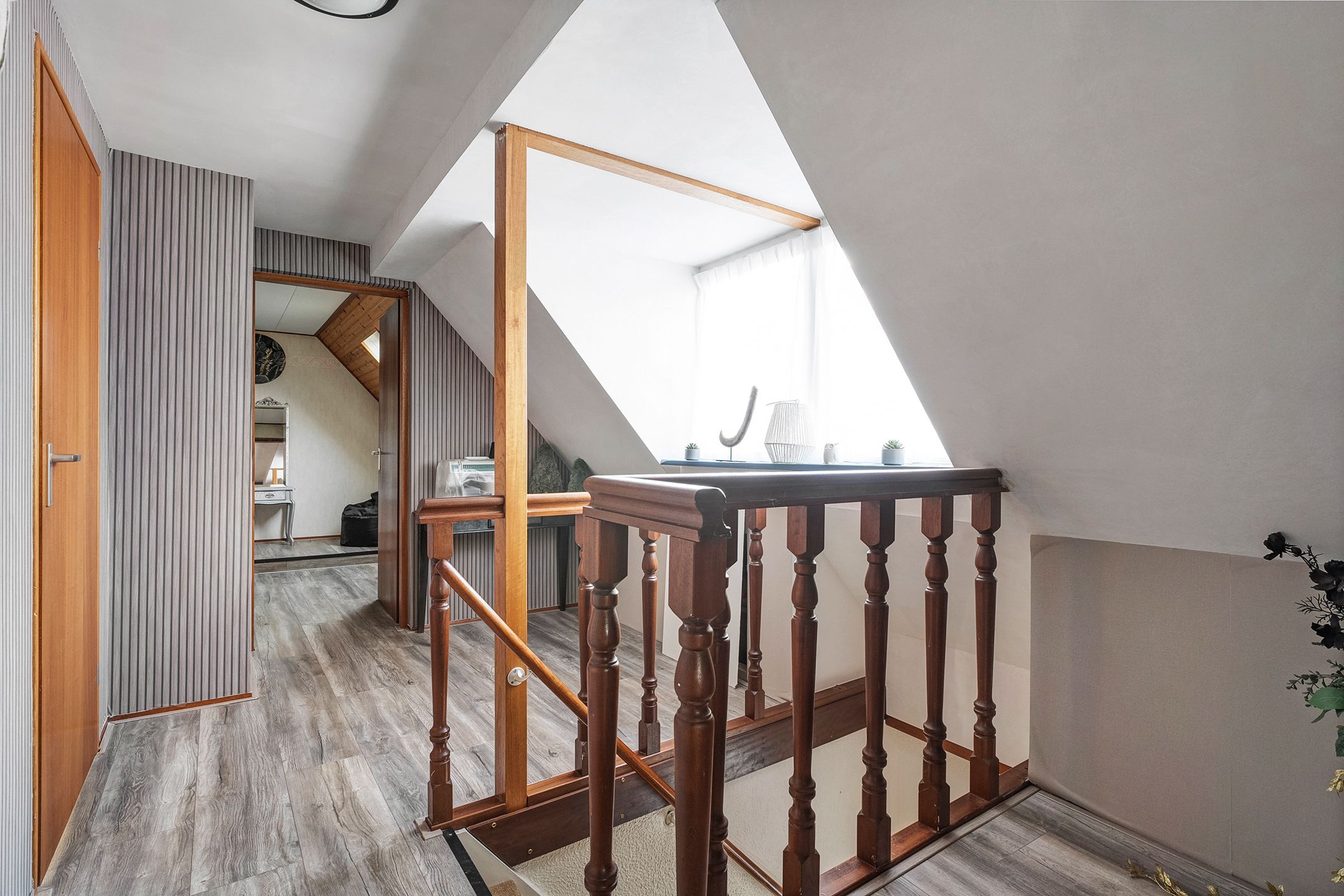 Photo 33 of Zuideropgaande 10