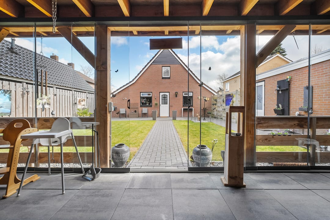 Photo 46 of Zuideropgaande 10