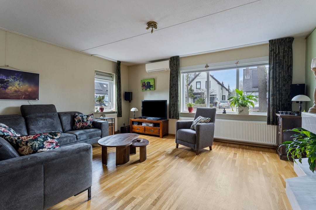 Photo 2 of Zutphensestraat 18-A