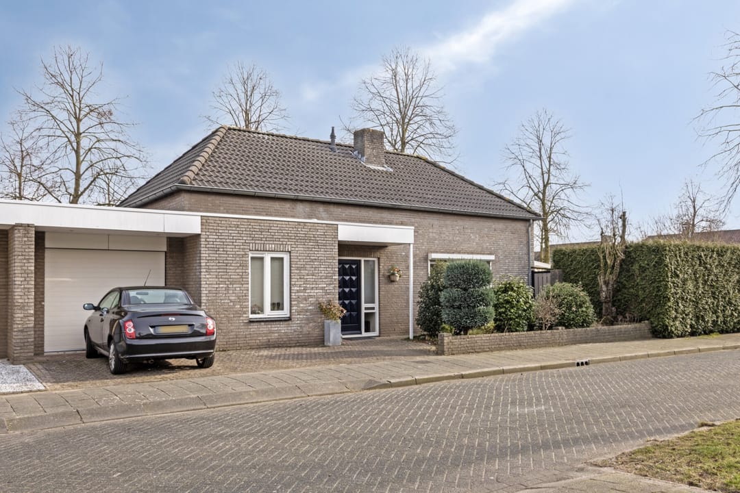 Huis te koop: Veulenweide 4 5467 MH Veghel [Funda]