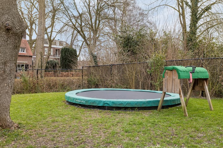 Foto 46 van Dokter P.A. Cornethof 1