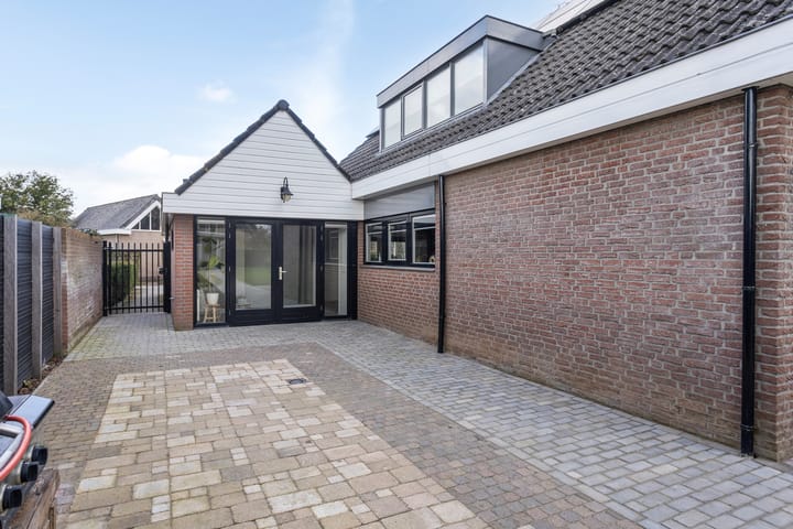 Foto 49 van Dokter P.A. Cornethof 1