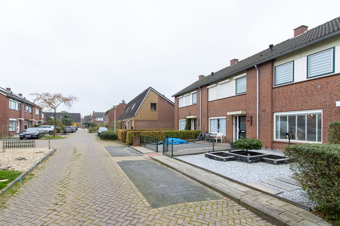 Photo 56 of C.H. van Maanenstraat 32