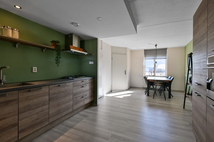 Photo 10 of Breestraat 185