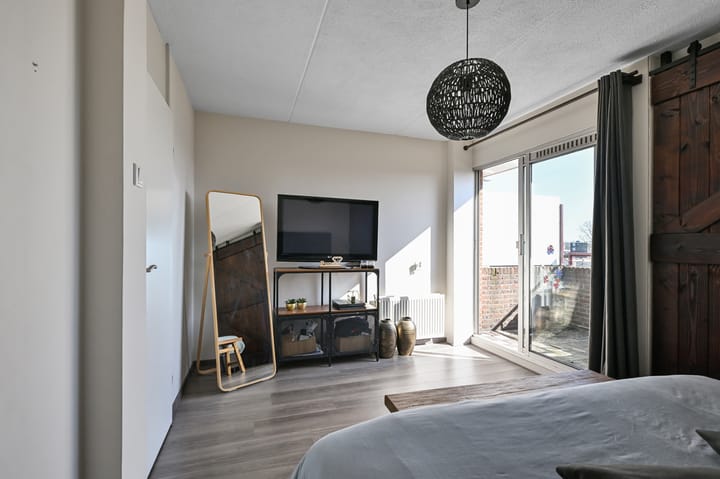 Photo 21 of Breestraat 185