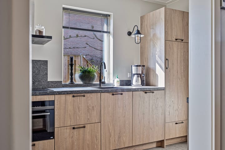 Foto 9 van Trompstraat 17