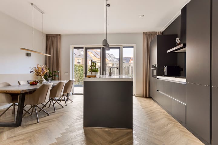 Foto 11 van Zuiderzeelaan 42