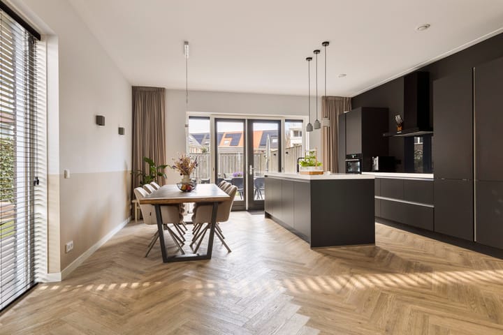 Foto 2 van Zuiderzeelaan 42