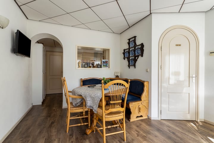 Foto 12 van Oosterstraat 70