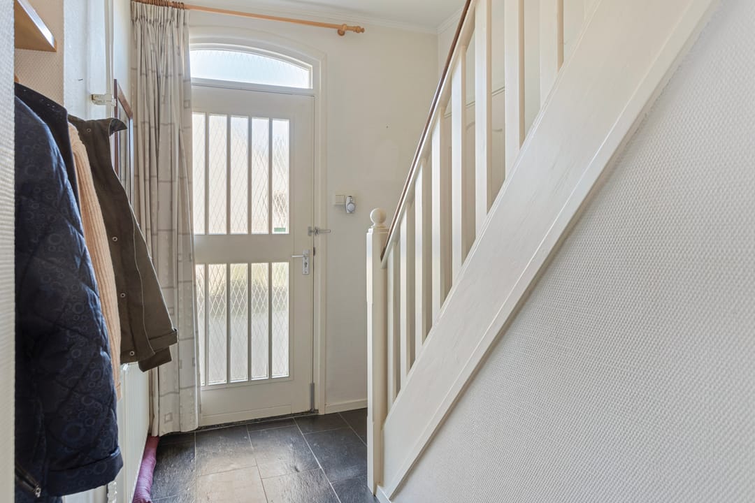 Photo 8 of Beatrixstraat 30