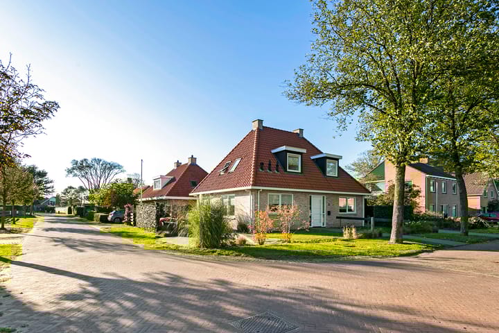 Photo 2 of Obbe Edskesstraat 3