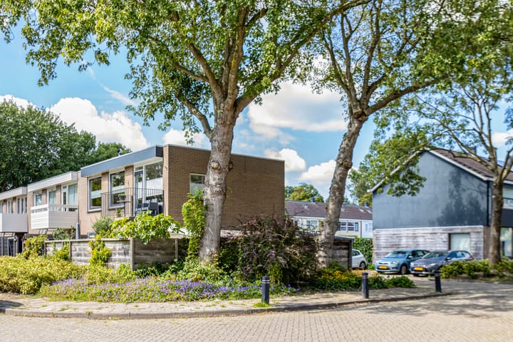 Foto 25 van Esdoornstraat 15