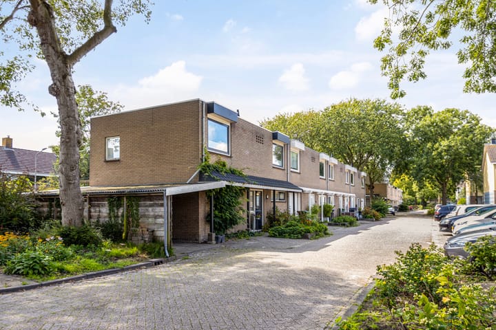 Foto 26 van Esdoornstraat 15