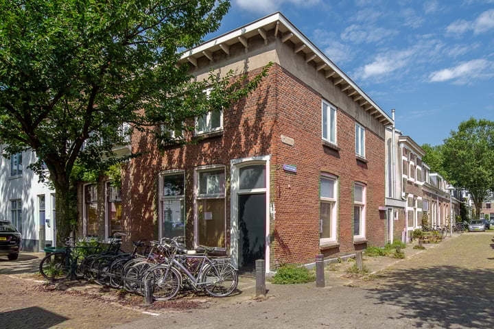 Beekstraat 4