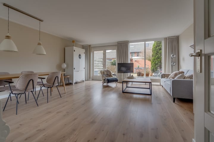 Foto 2 van Jan van Scorelhage 54