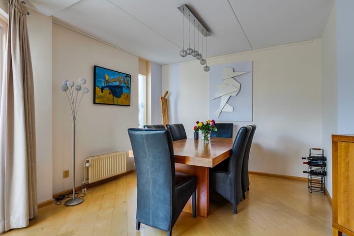 Foto 5 van Menuetstraat 59