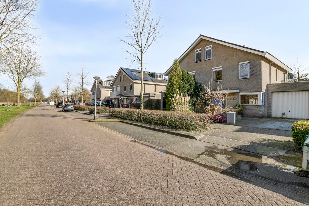 Foto 32 van Menuetstraat 59