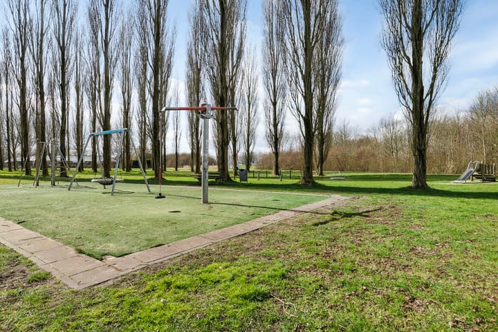 Foto 33 van Menuetstraat 59