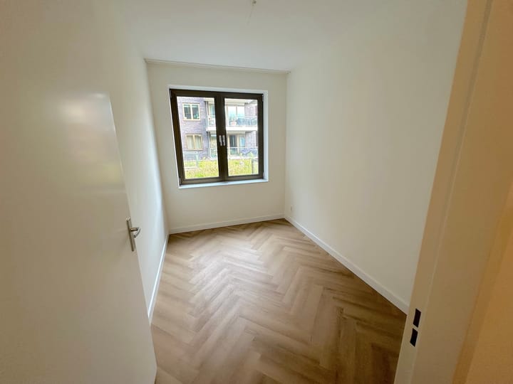 Foto 18 van Nassaukade 24-A