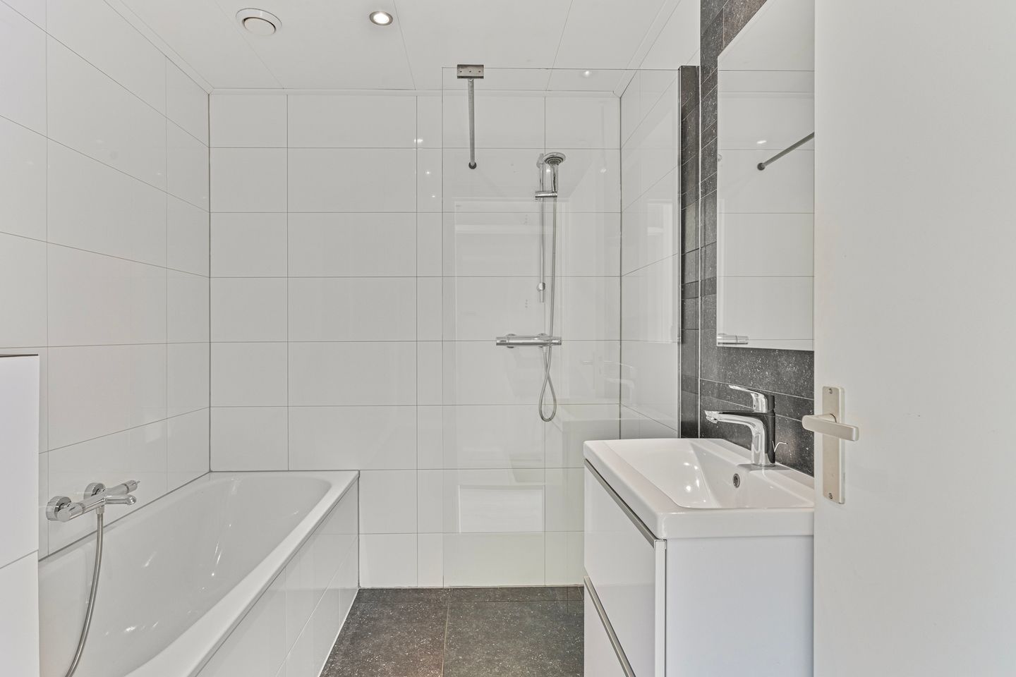 Foto 4 van Gouverneur Houbenstraat 20