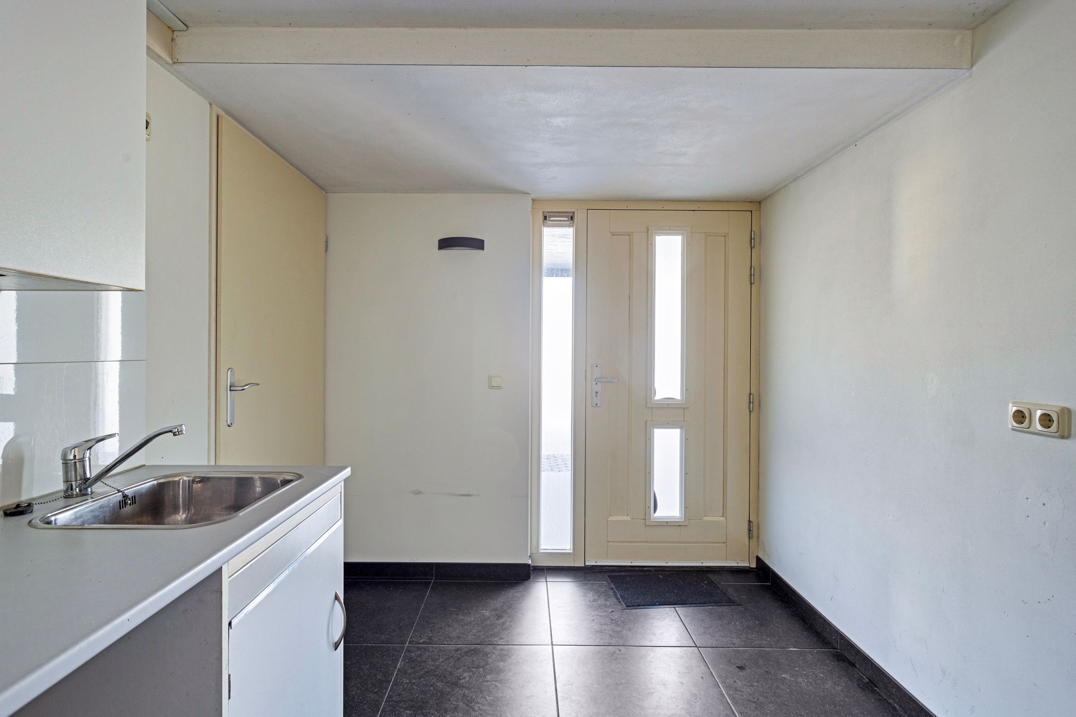 Foto 9 van Gouverneur Houbenstraat 20