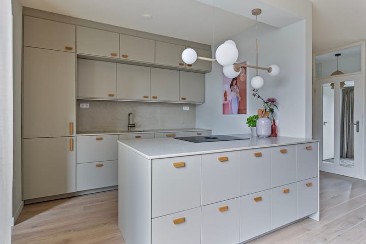 Foto 10 van Van Hogendorplaan 70