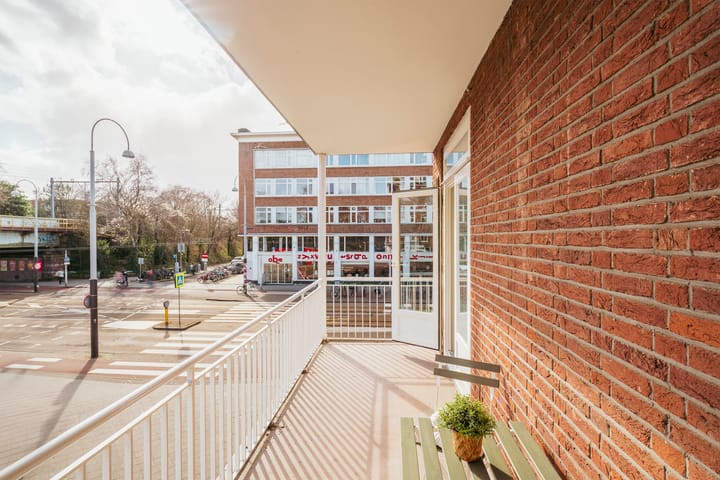 Foto 7 van Linnaeusstraat 105-1